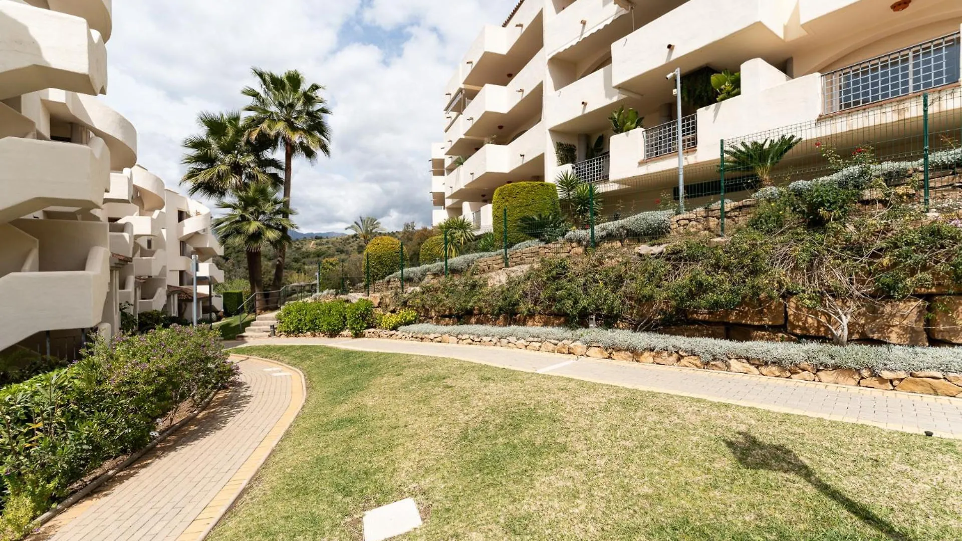 Ct 366 - Faro'S Silent Dream In Elviria - Marbella Apartment Spain